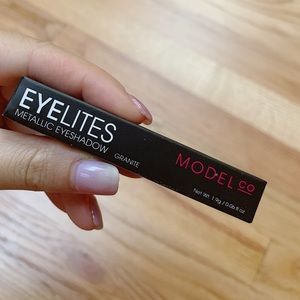 ModelCo Eyelites Metallic Eyeshadow #Granite